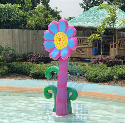 OEM Aquaparkapparatuur Waterspellen Speelgoed Vermaak Waterpark Splash Pad Bloem Water Sprinkler